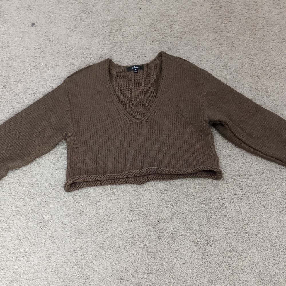 Lulu's Olive Green V-Neck Sweater Crop Top